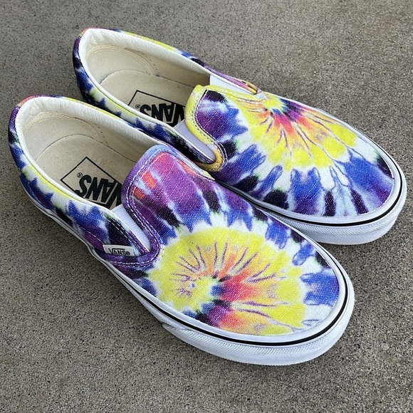 VANS Slip-on Sneakers in Tie-Dye Size 6 - Picture 10 of 10